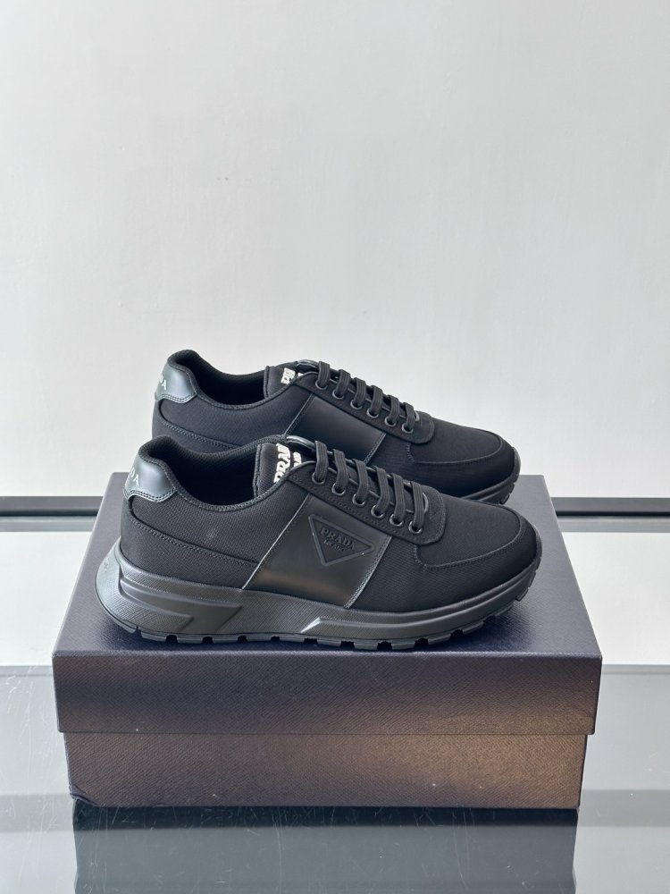 Кроссовки мужские