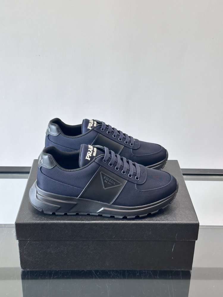 Кроссовки мужские