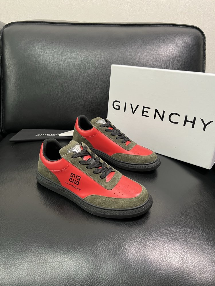 Кросівки чоловічі