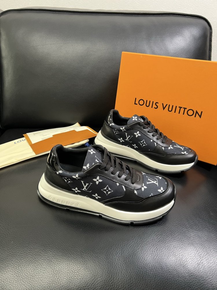 Кроссовки мужские