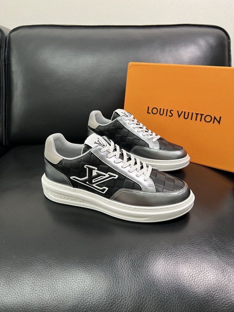 Кроссовки мужские