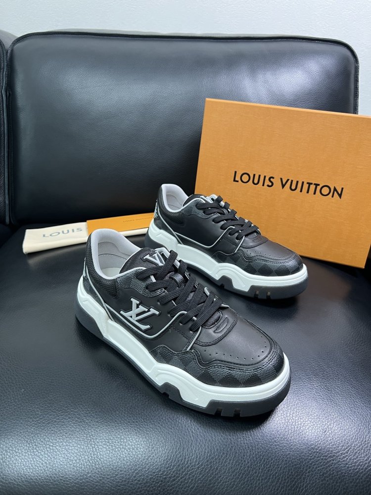 Кроссовки мужские