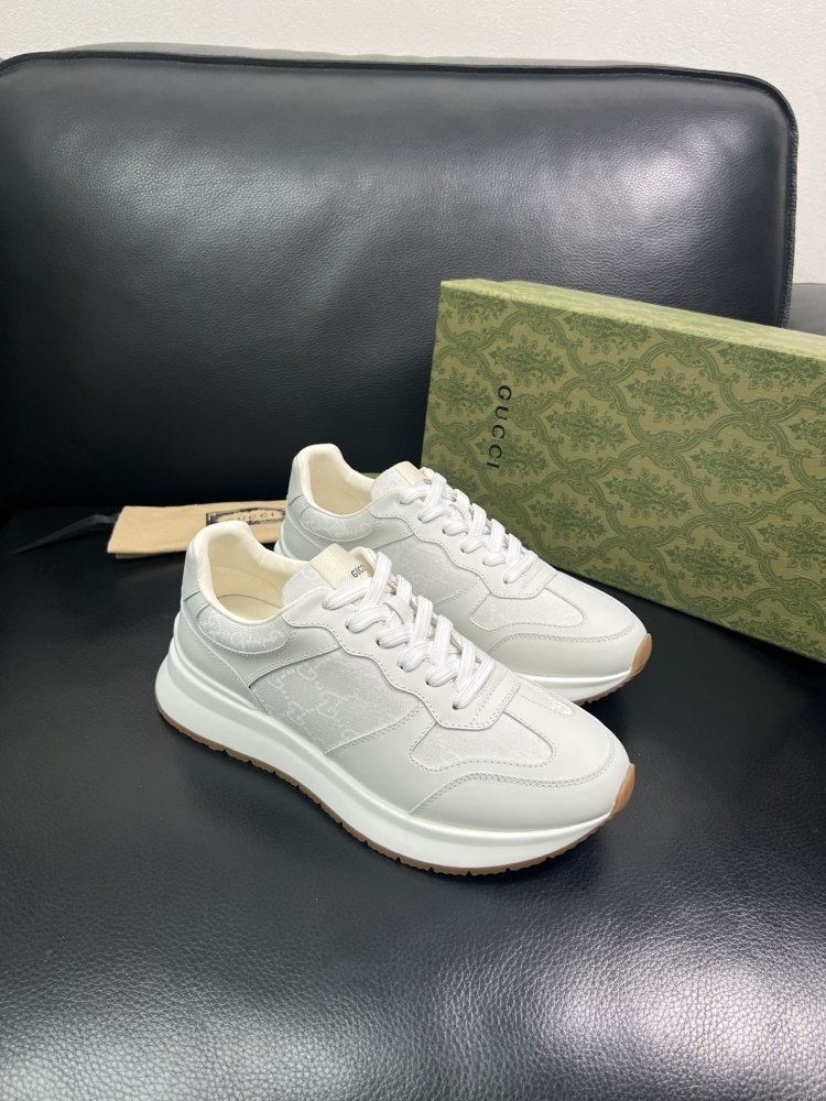 Кроссовки мужские