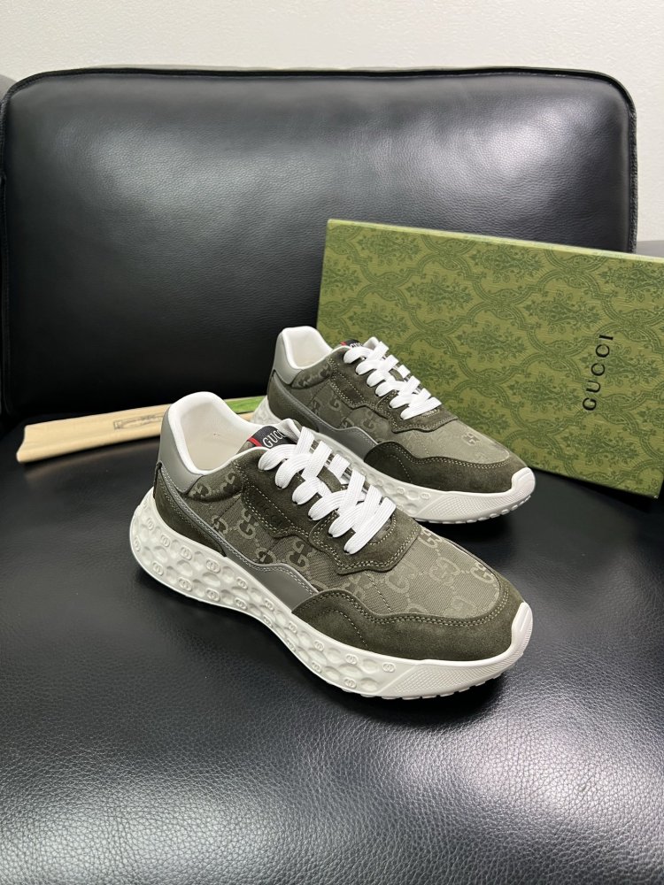 Кроссовки мужские