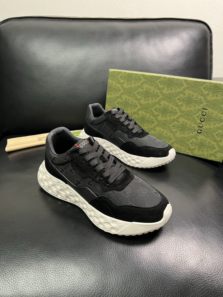 Кроссовки мужские