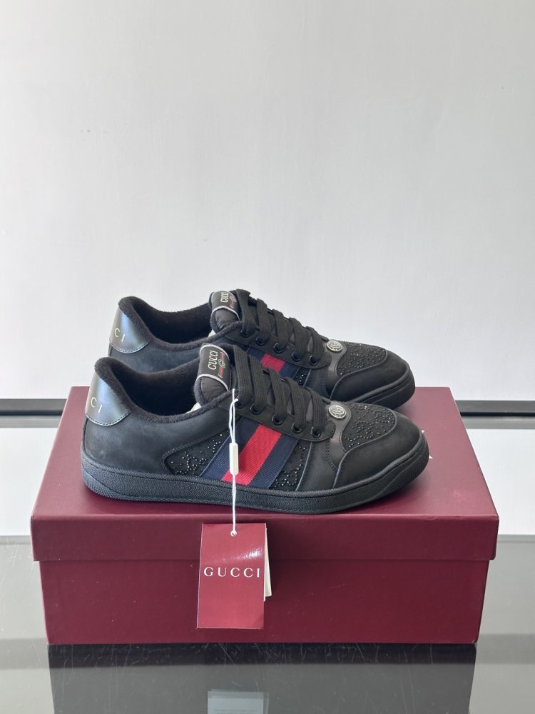 Кроссовки мужские