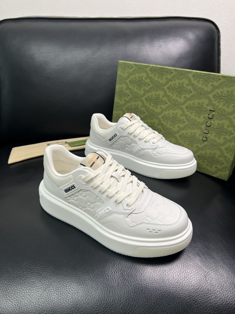 Кроссовки мужские