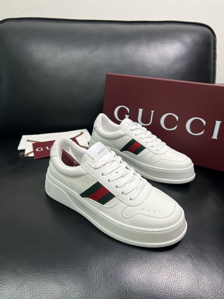 Кроссовки мужские