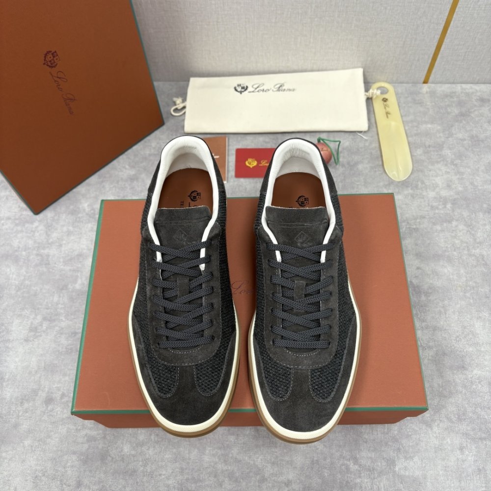 Кроссовки мужские