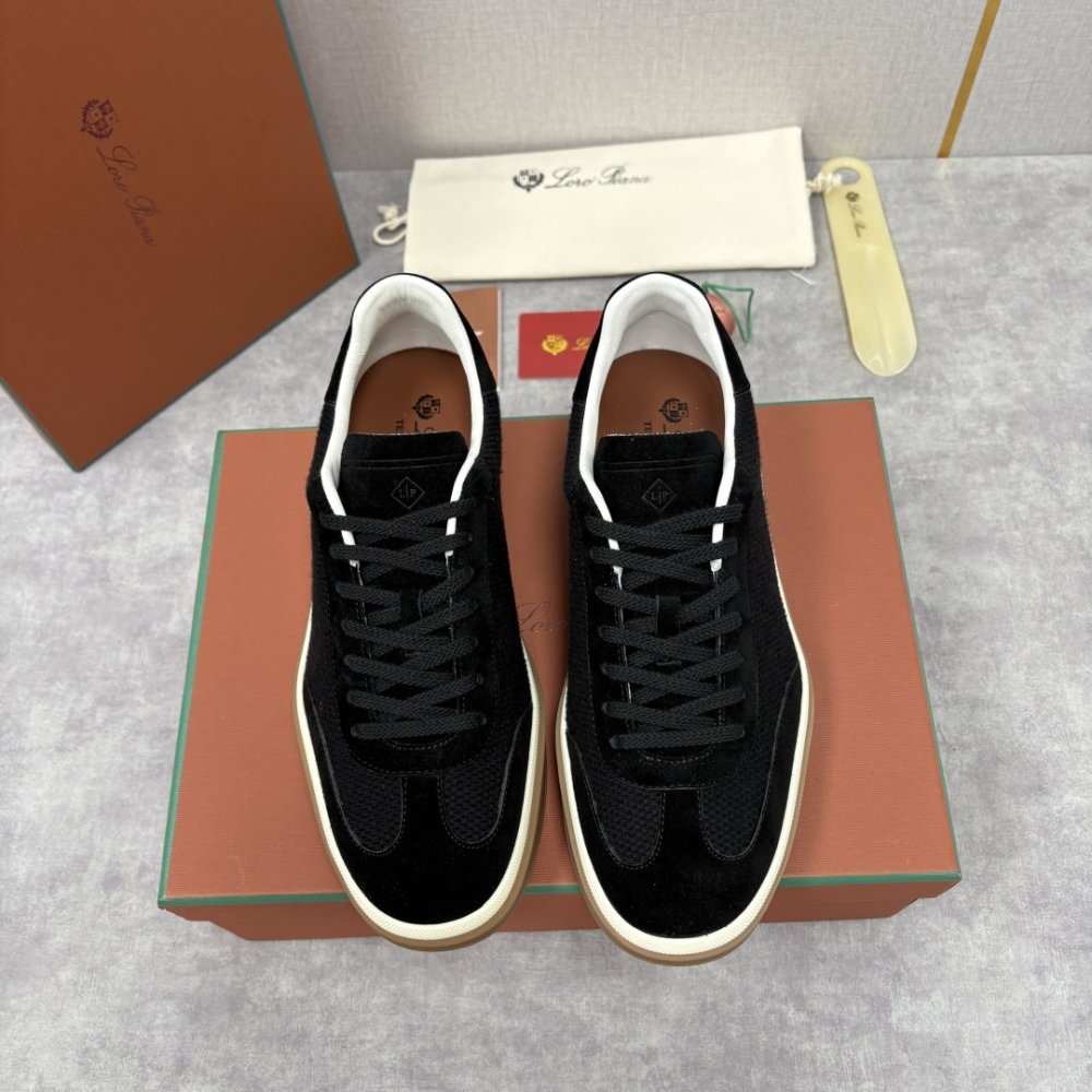 Кроссовки мужские