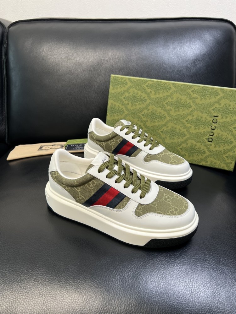 Кроссовки мужские