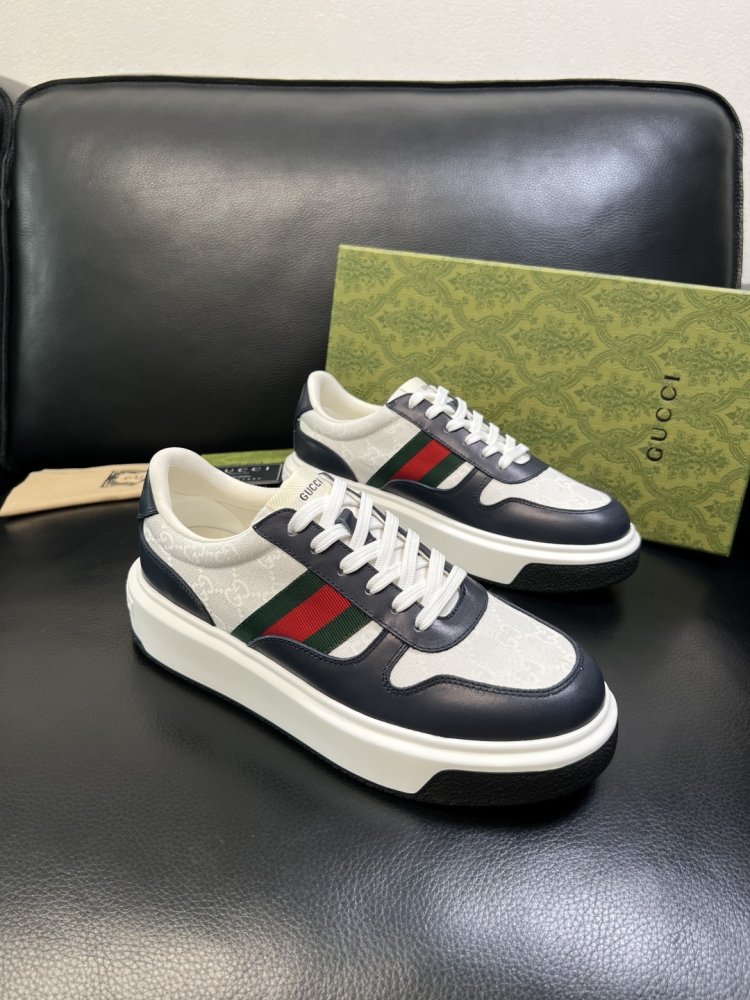 Кроссовки мужские