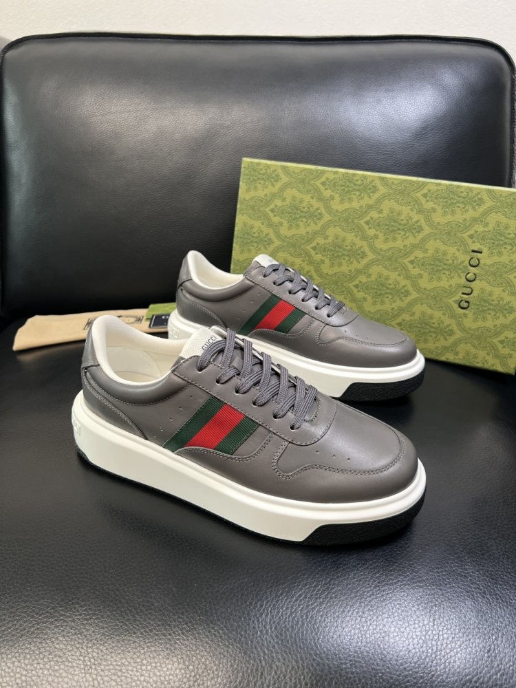 Кроссовки мужские