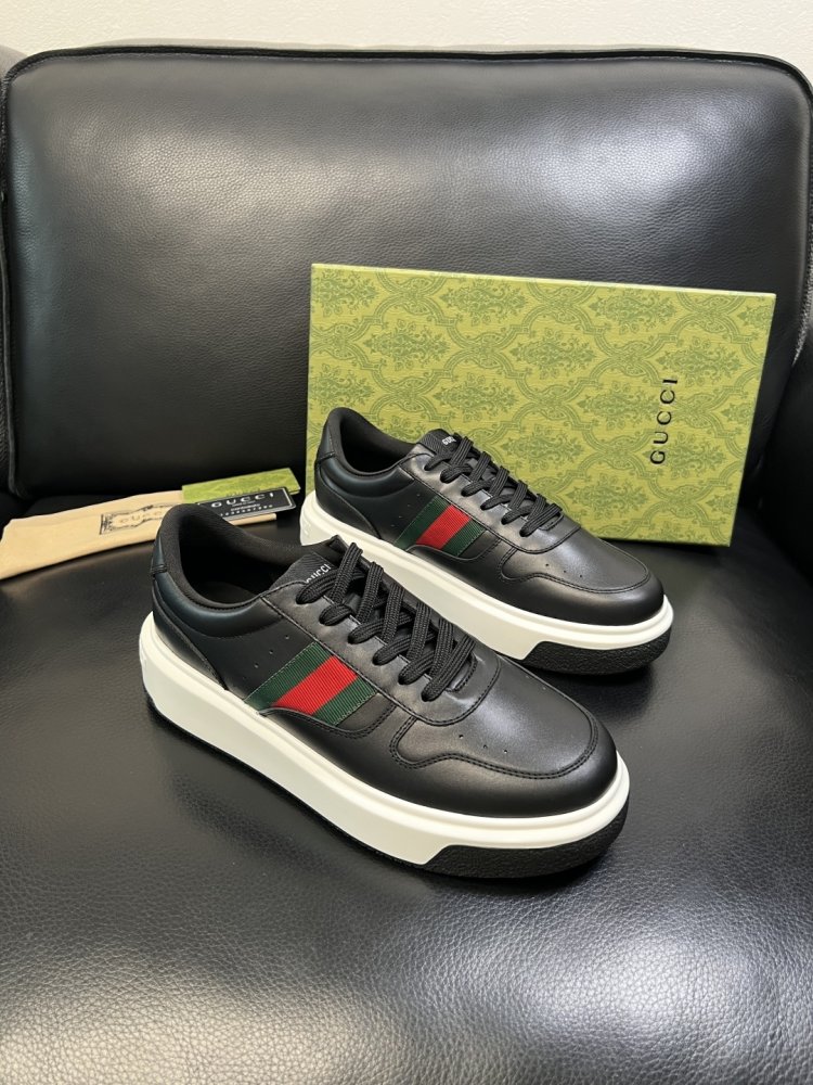 Кроссовки мужские