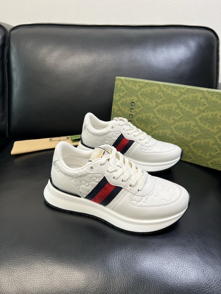 Кроссовки мужские