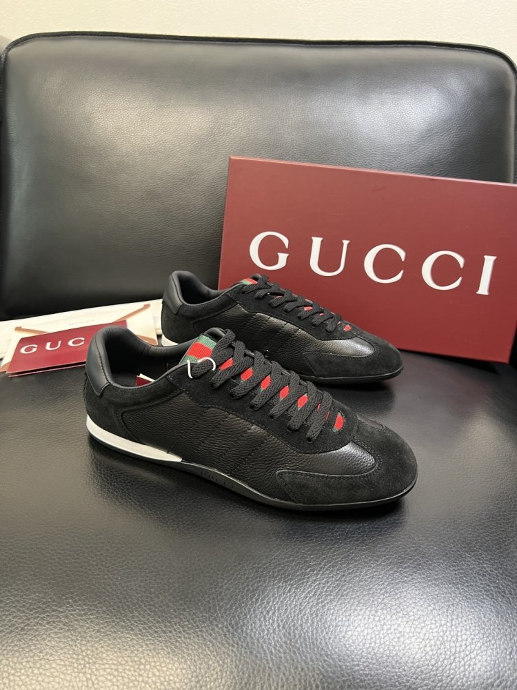 Кроссовки мужские