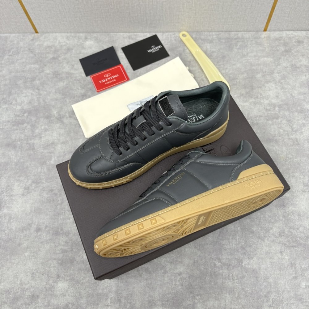 Кроссовки мужские