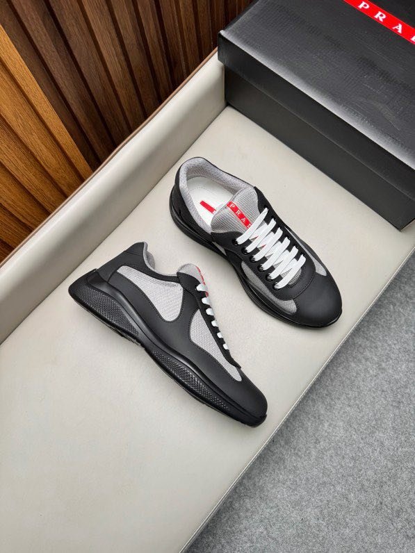 Кроссовки мужские