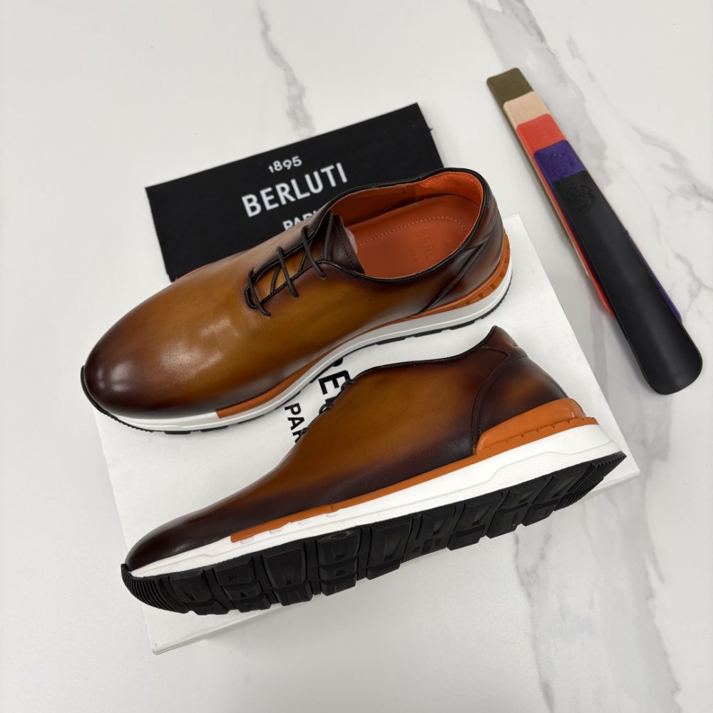 Кроссовки мужские