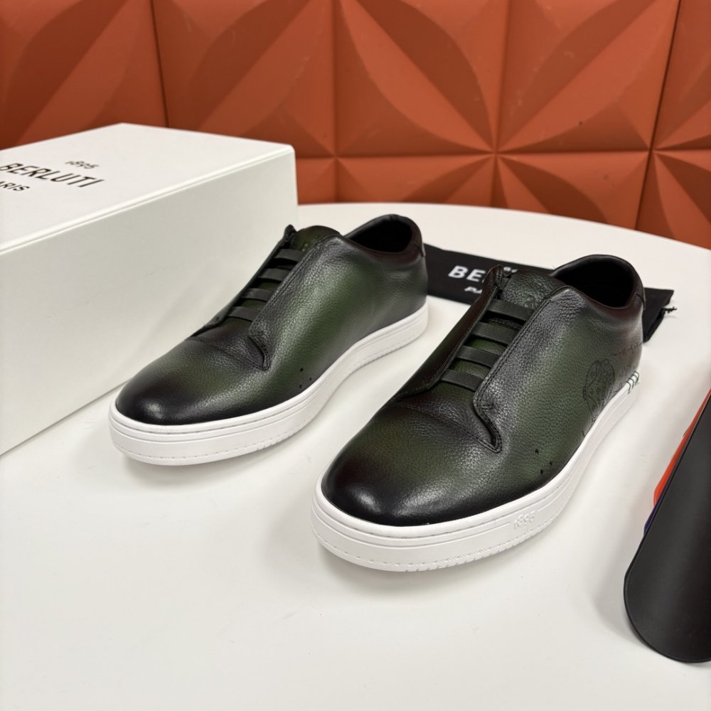 Кроссовки мужские