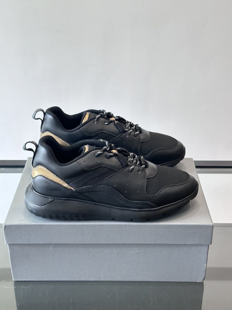 Кроссовки мужские