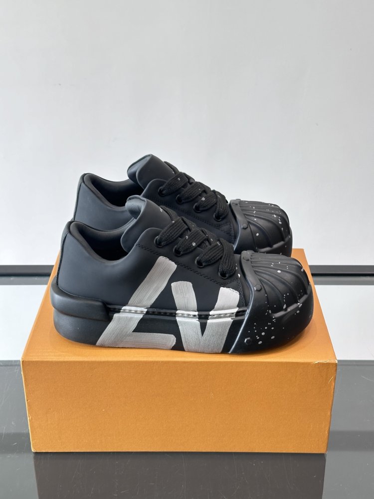 Кроссовки мужские