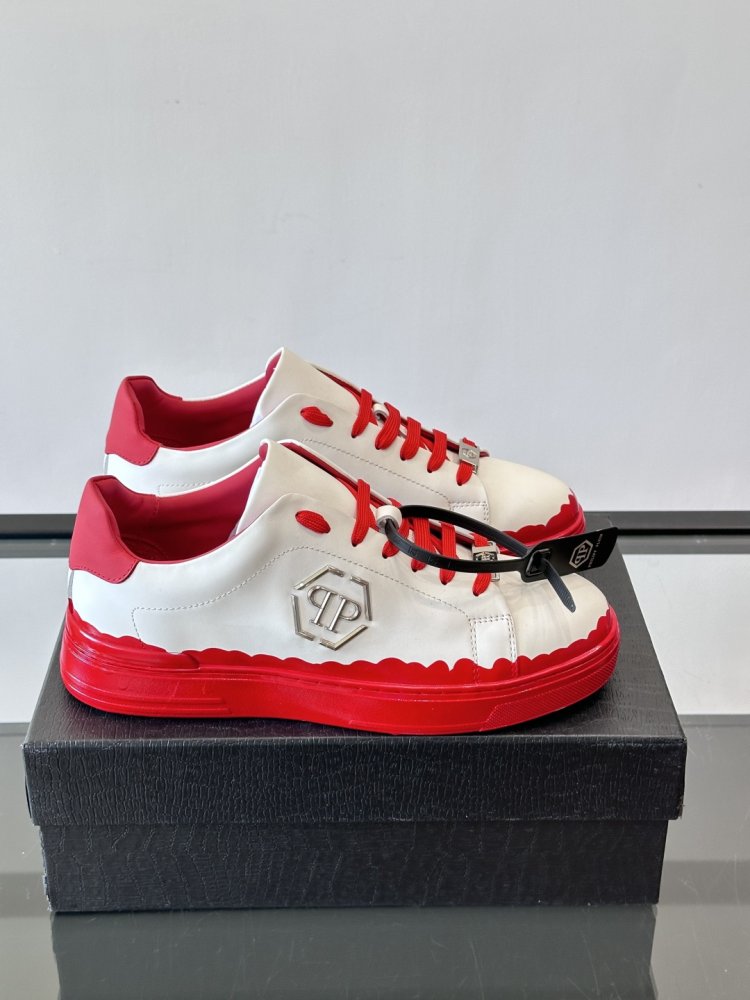 Кросівки чоловічі