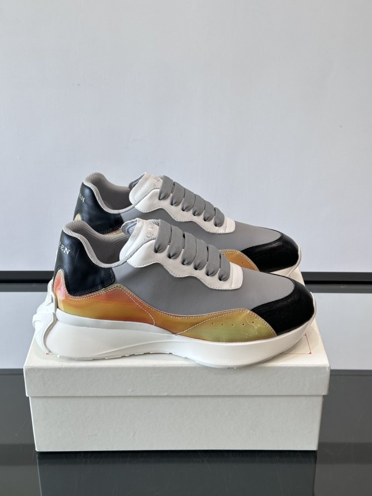 Sneakers men's