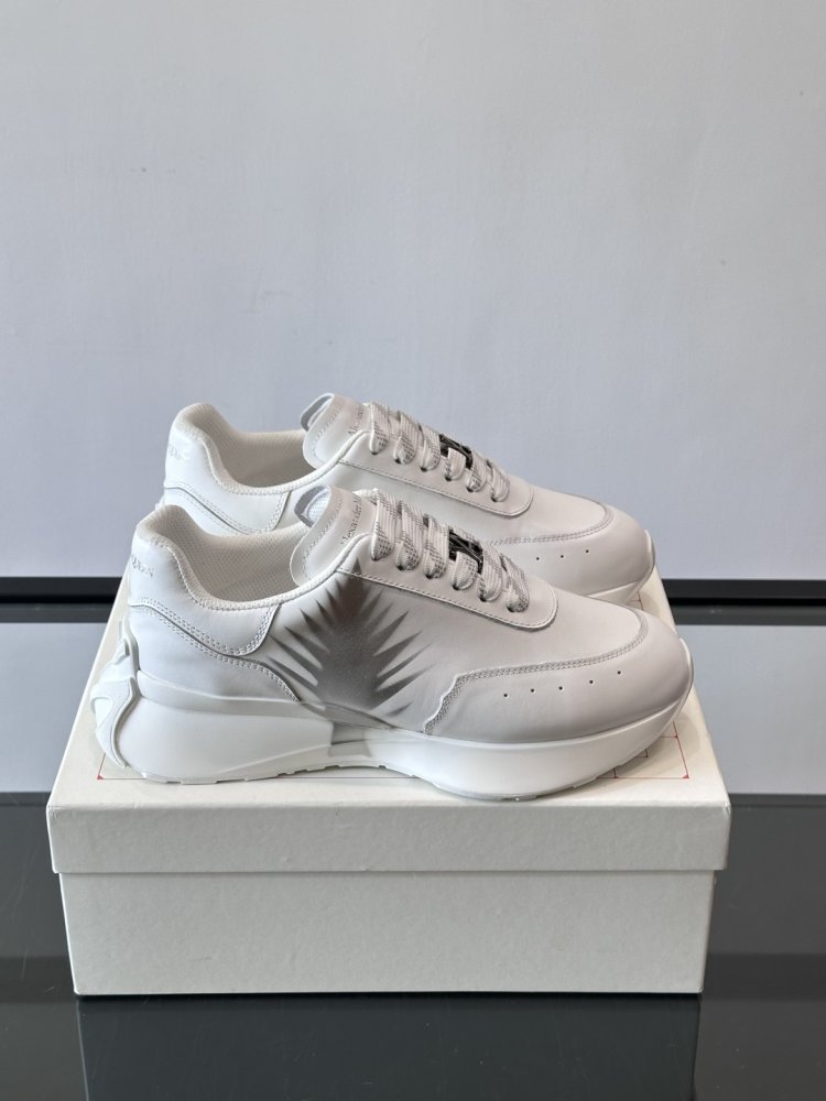 Sneakers men's