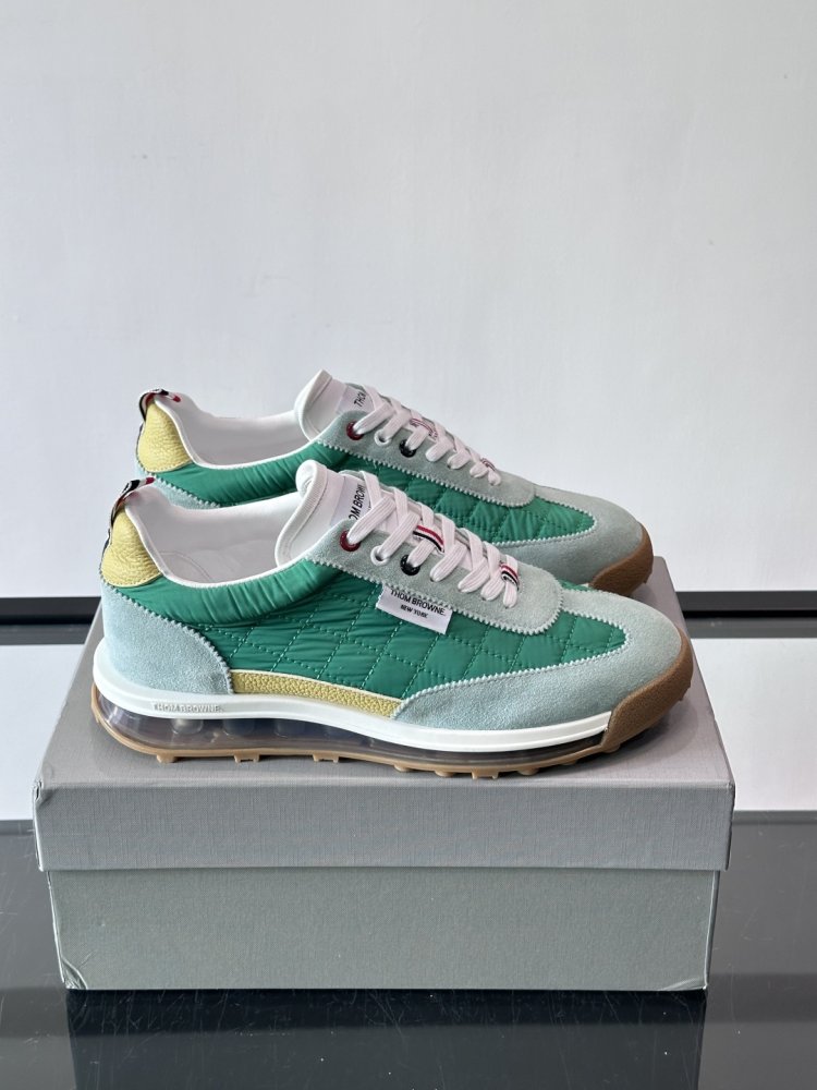 Sneakers men's