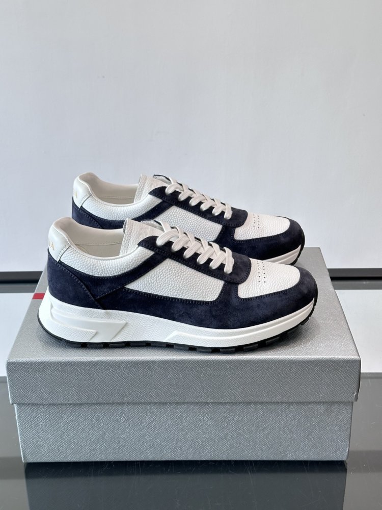 Sneakers men's