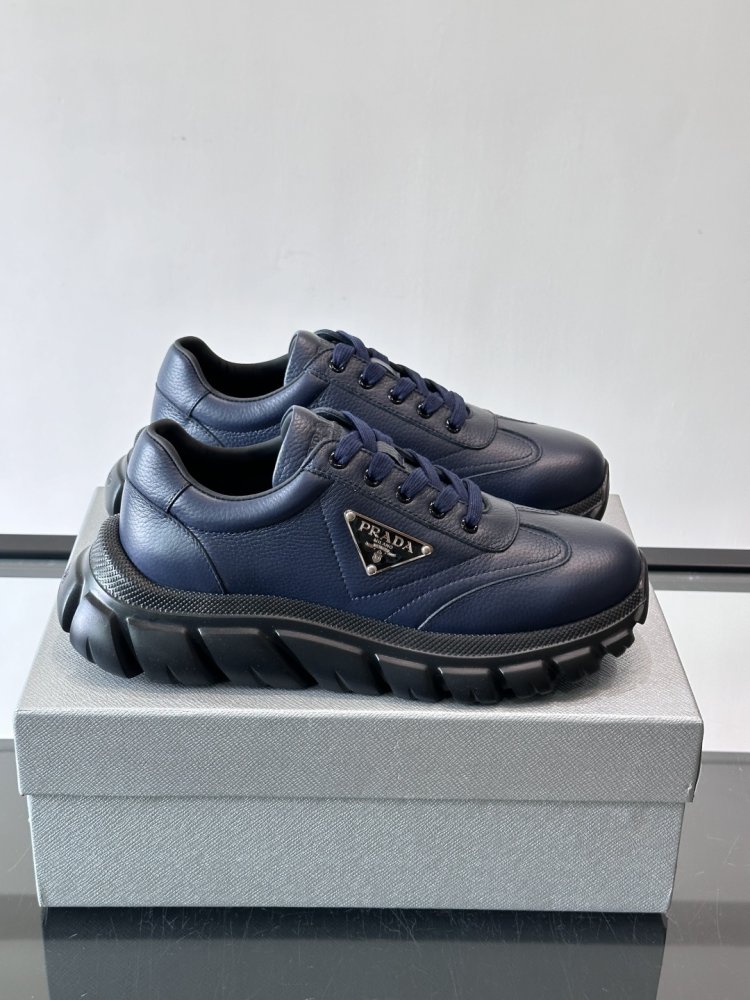 Sneakers men's