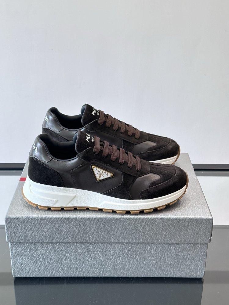 Sneakers men's