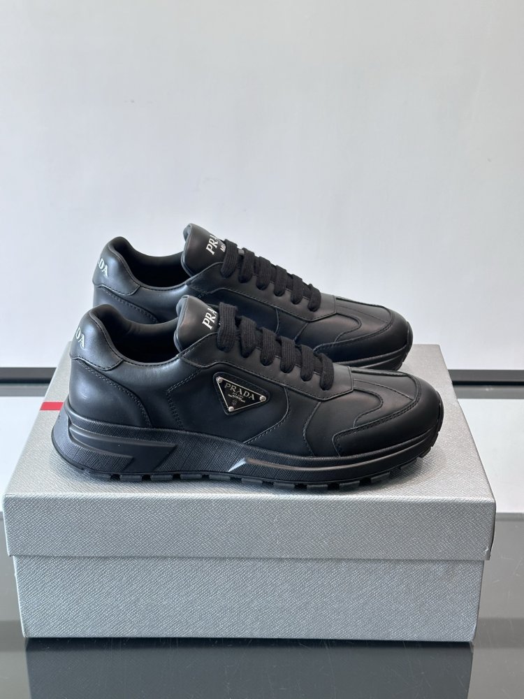 Sneakers men's