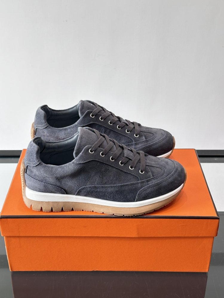 Sneakers men's