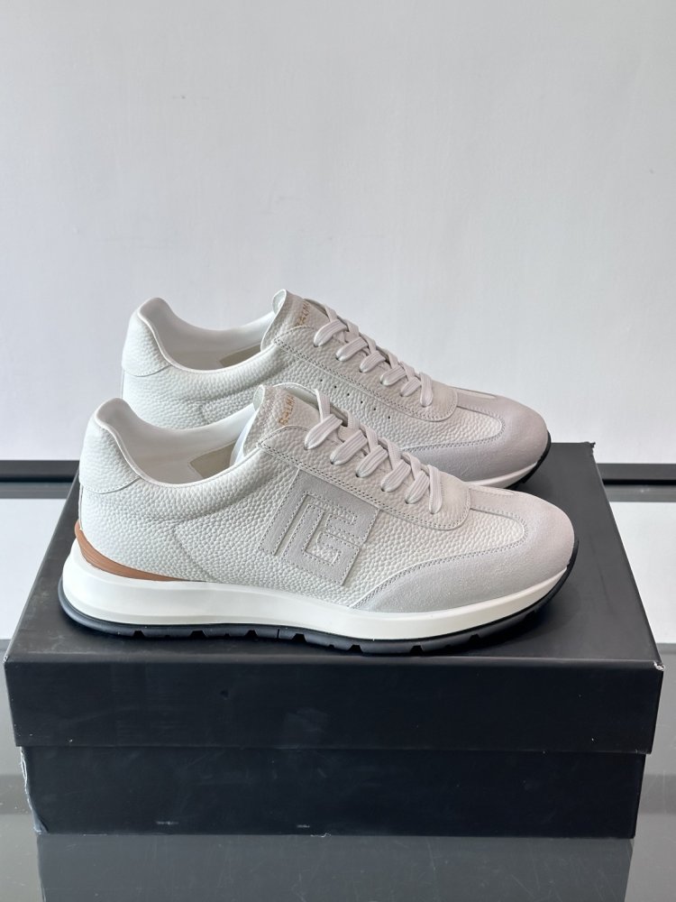 Sneakers men's