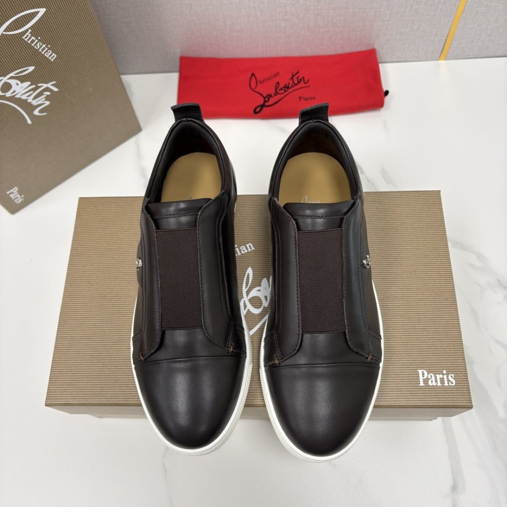 Sneakers men's