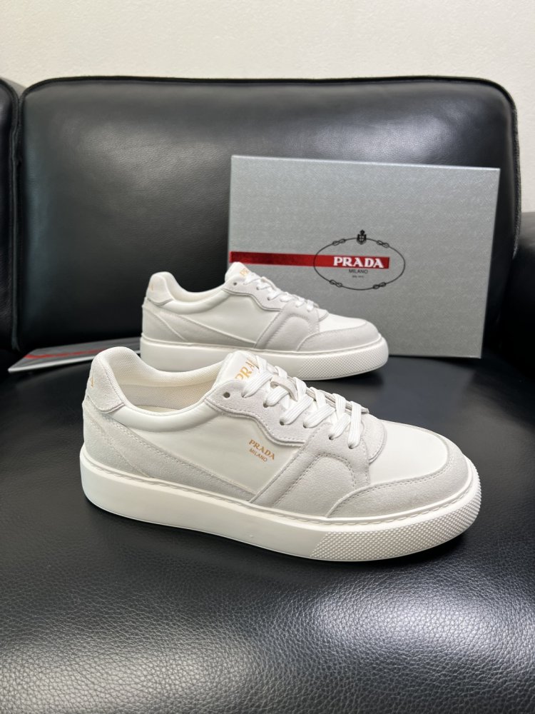Sneakers men's