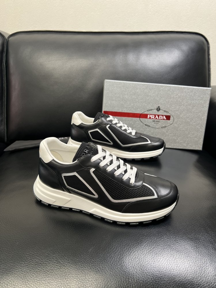 Sneakers men's