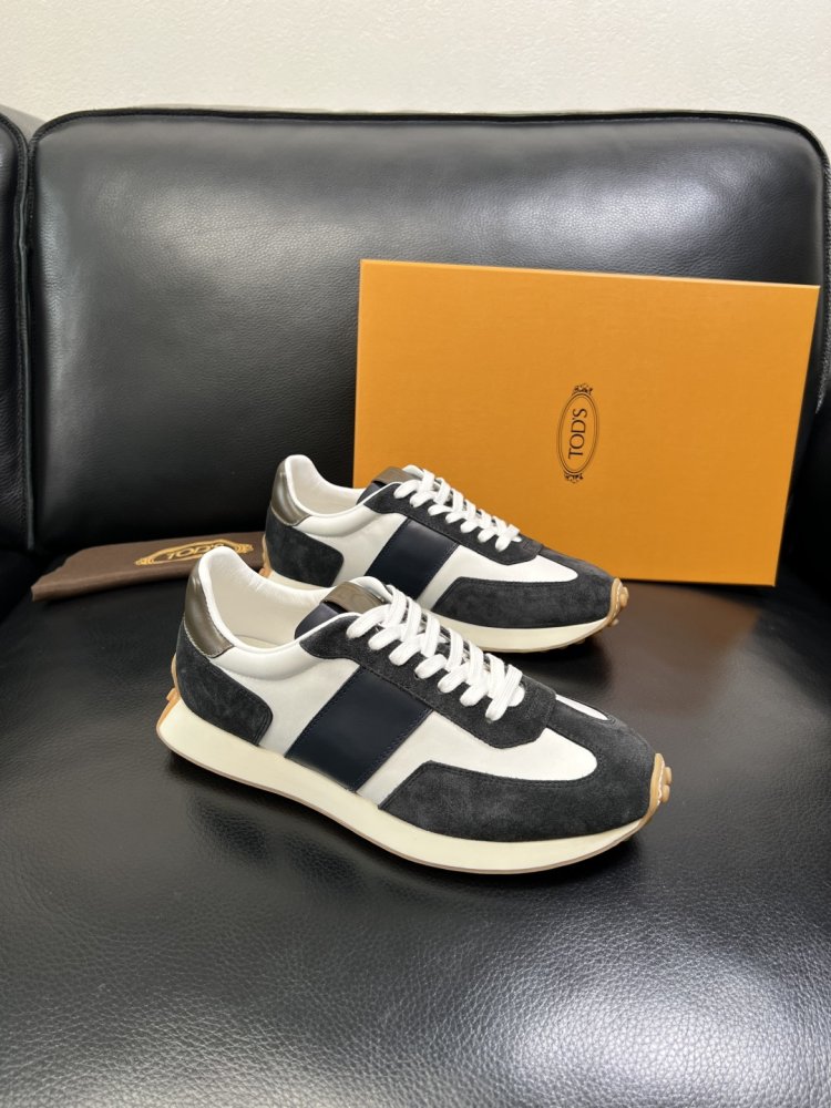 Sneakers men's