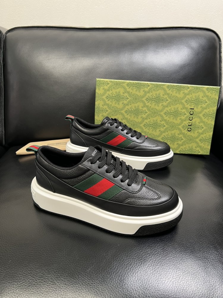 Sneakers men's