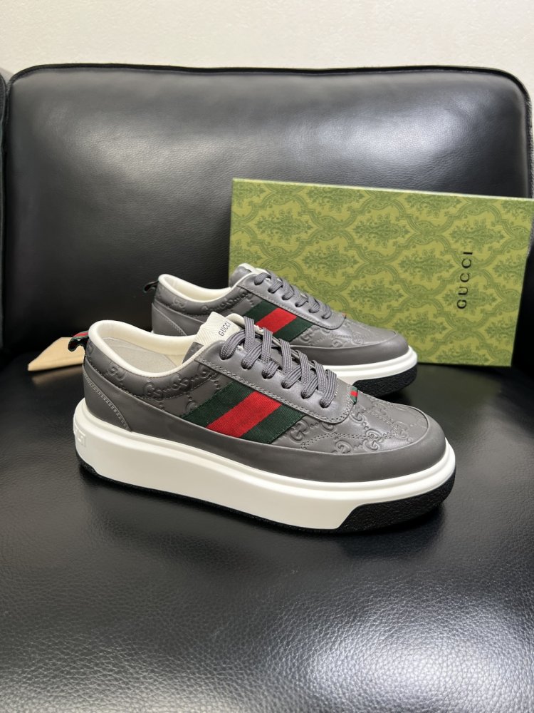 Sneakers men's