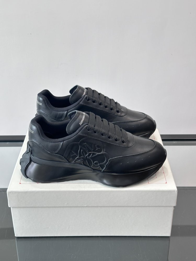 Sneakers men's