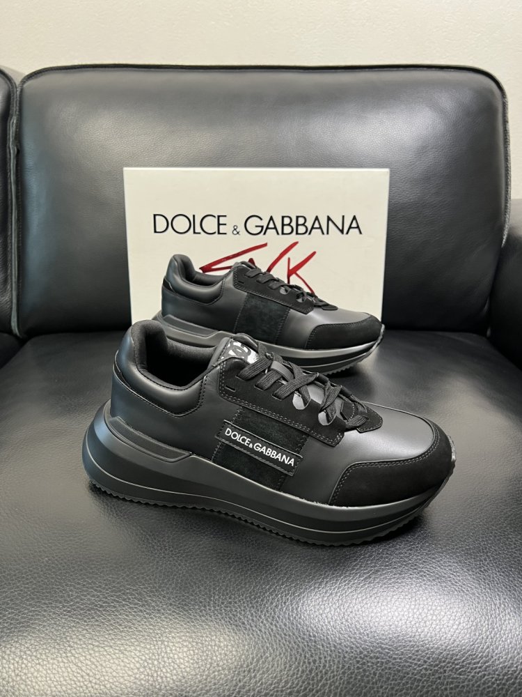 Sneakers men's