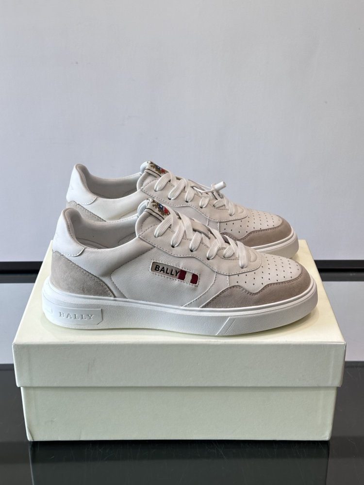 Sneakers men's