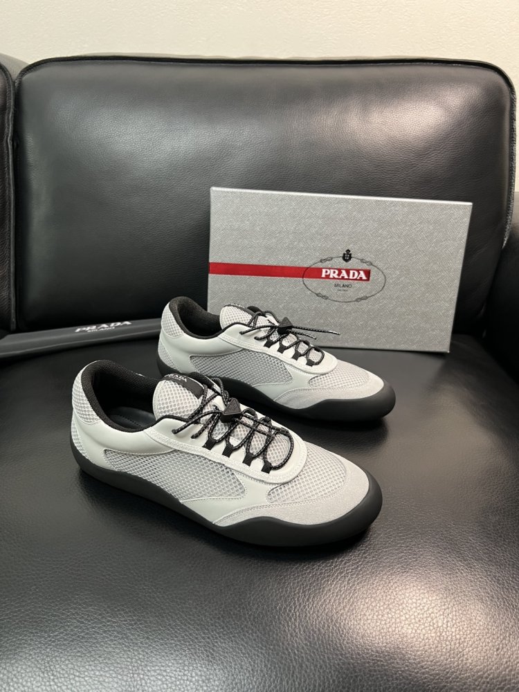 Sneakers men's