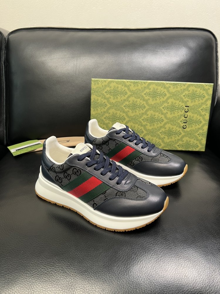 Sneakers men's