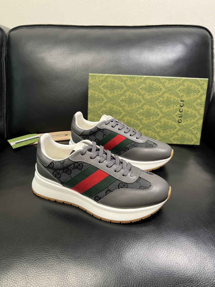 Sneakers men's