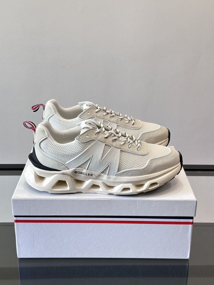 Sneakers men's