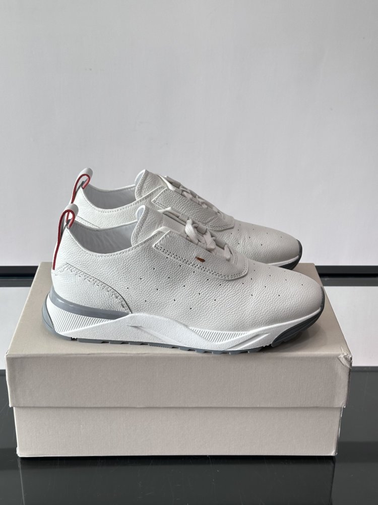 Sneakers men's
